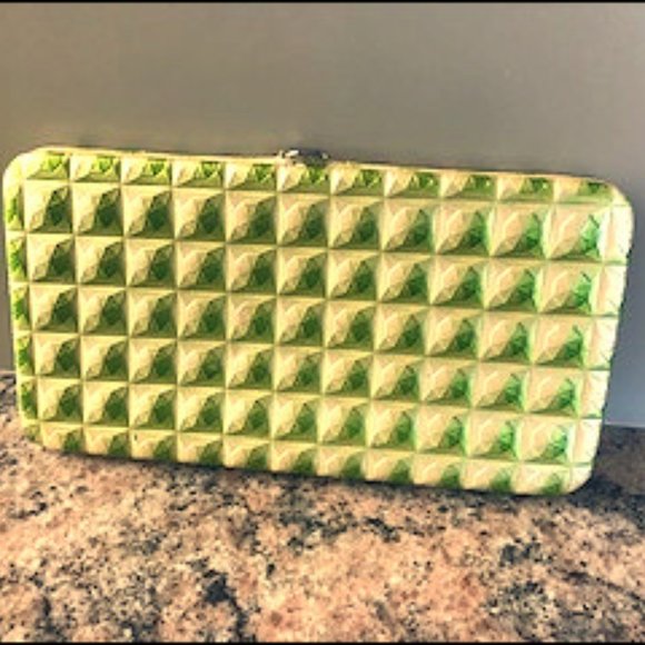 Handbags - Neon Green Quilted Cardholder / Clutch